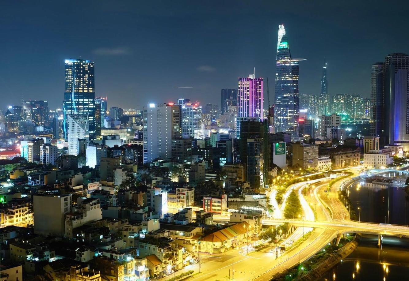 Spacious Saigon - Infinity Pool In Rivergate Хошимін Екстер'єр фото